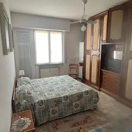 Apartment Vacanze 85mq Con Box In Centro A Riva